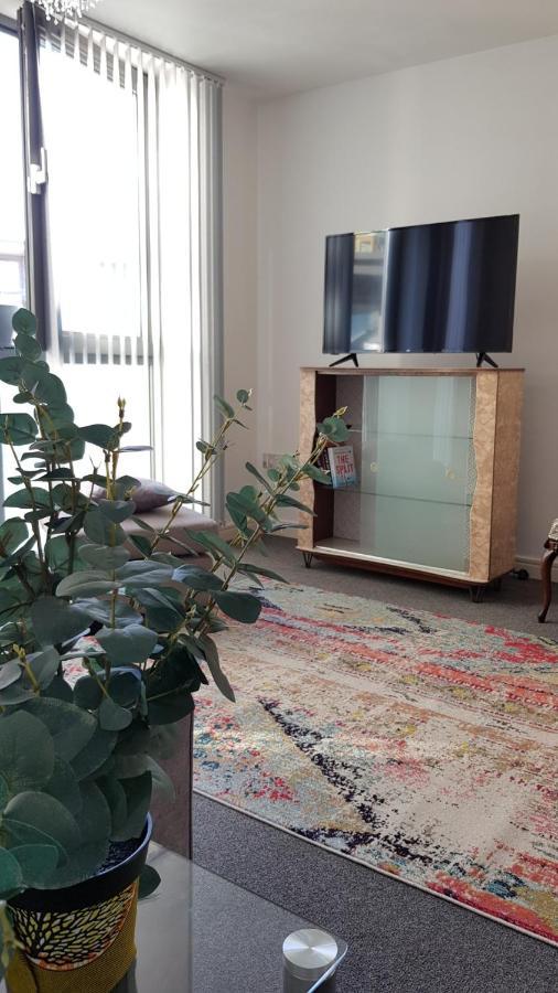 City Centre 1 Bed Apartment With Free On Site Parking With Cctv By Lets Relocations Бирмингем Экстерьер фото