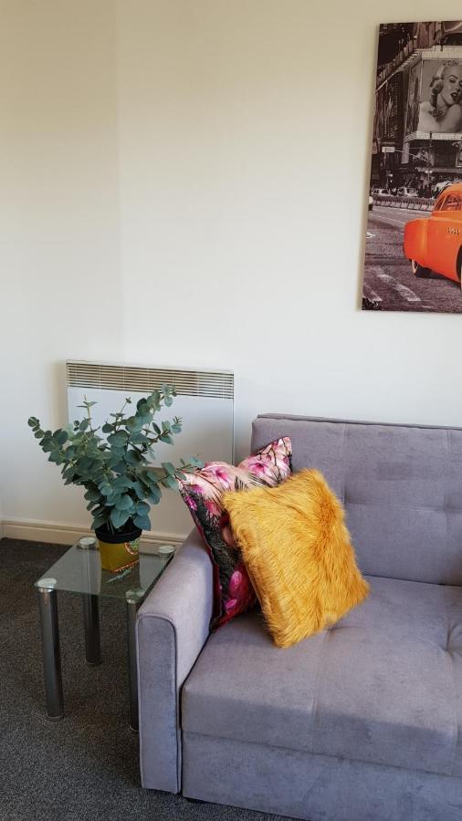 City Centre 1 Bed Apartment With Free On Site Parking With Cctv By Lets Relocations Бирмингем Экстерьер фото